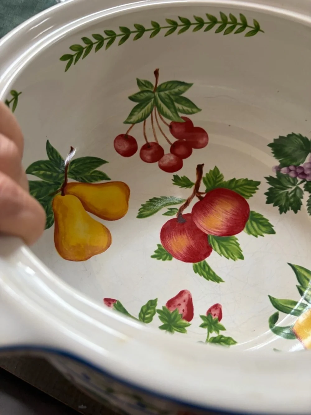Strata Group Fresh N' Fruity Casserole Dish
